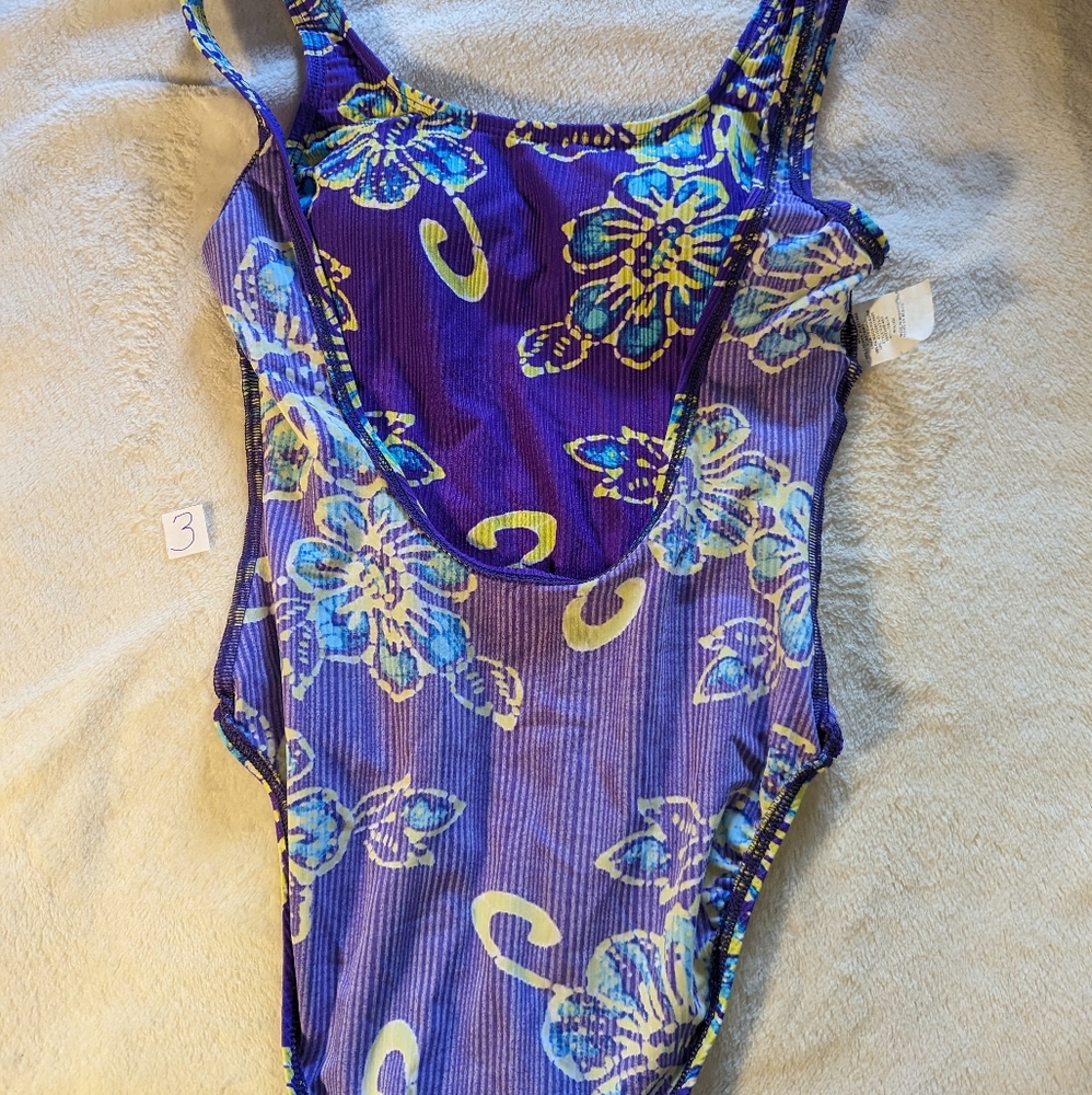 Bathing Suit - Picture 2 of 5